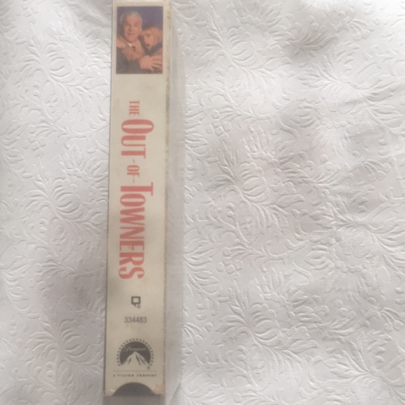 3/$25 VTG. 1999 VHS#334483 Video Tape THE OUT OF TOWNERS. Steve Martin - Picture 5 of 6